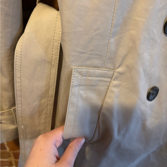 NWOT Banana Republic Beige Trench Coat - Picture 7 of 11